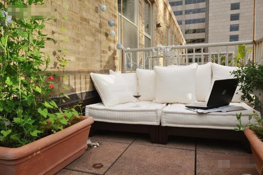 阳台正对大门风水